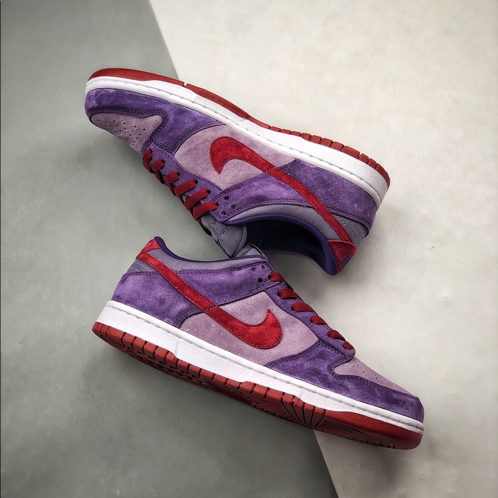 NIKE DUNK LOW PLUM